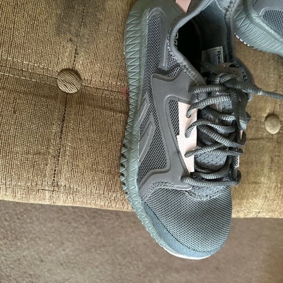 Reebok steel toe shoes - Picture 4 of 5